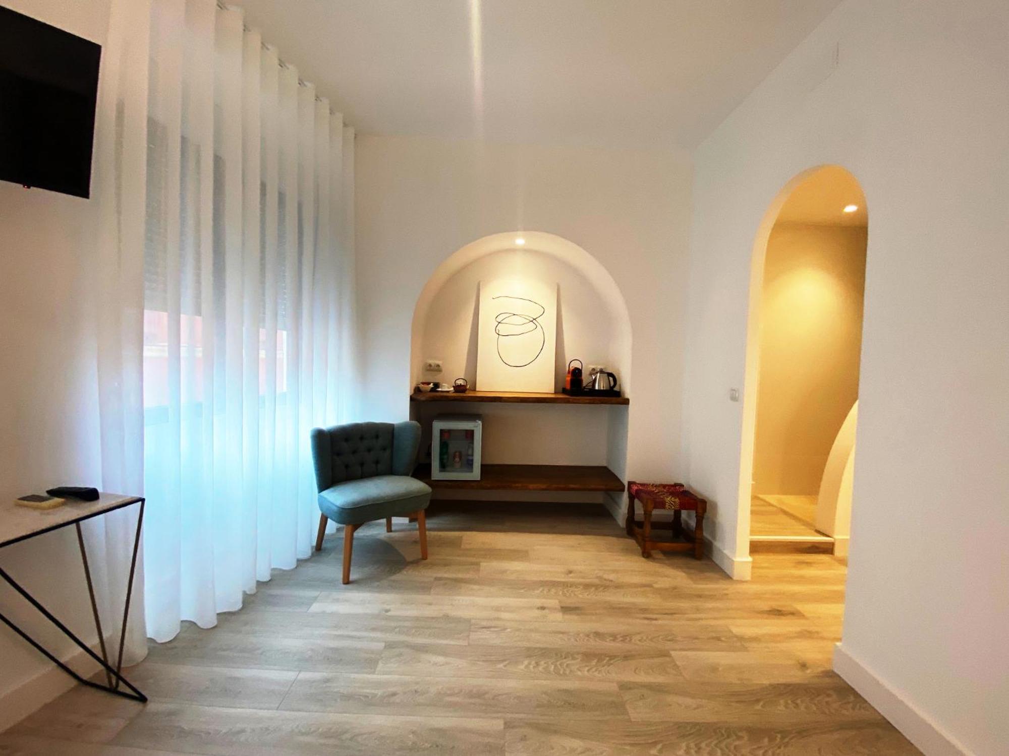 Hotel Alamo อาลิกันเต ภายนอก รูปภาพ