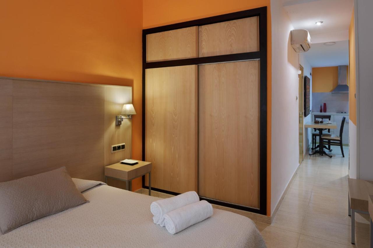 Hotel Alamo อาลิกันเต ภายนอก รูปภาพ